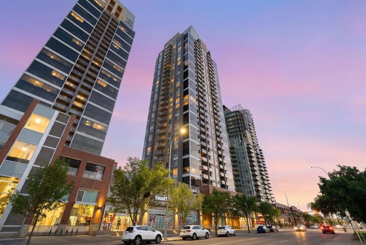 Property Photo: 1320 1 Street SE 203 AB T2G 0G8