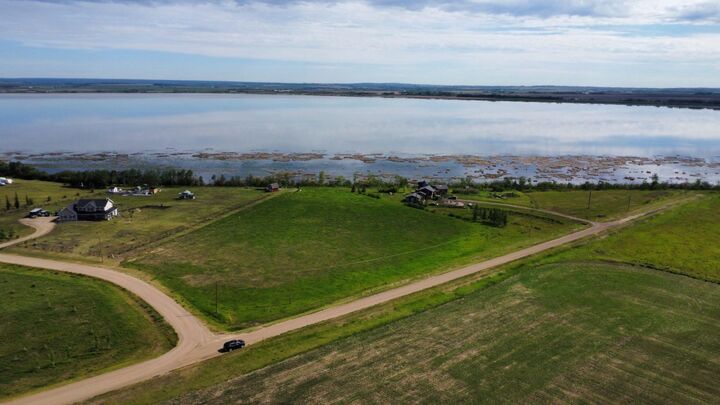 Property Photo:  71064 Township Road 722 62  AB T8X 4K9 
