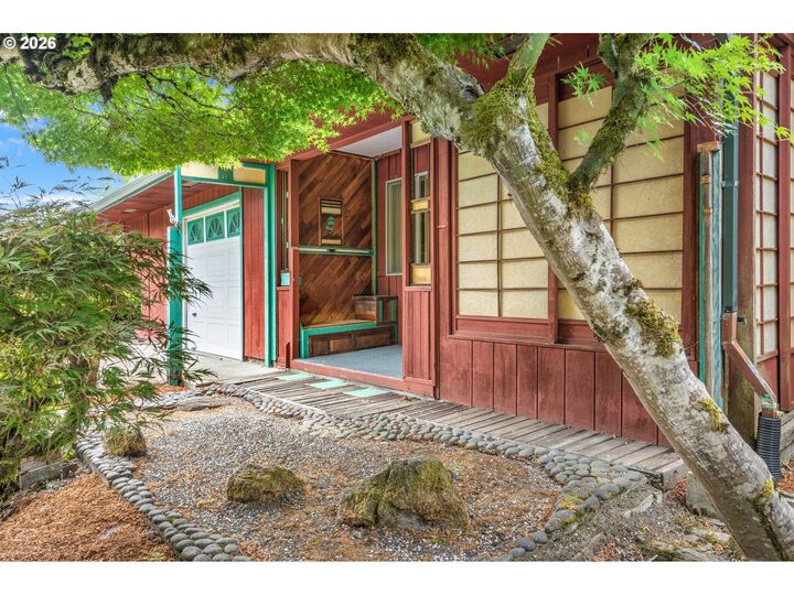 Property Photo: 2355 SW Balsam Ave OR 97005