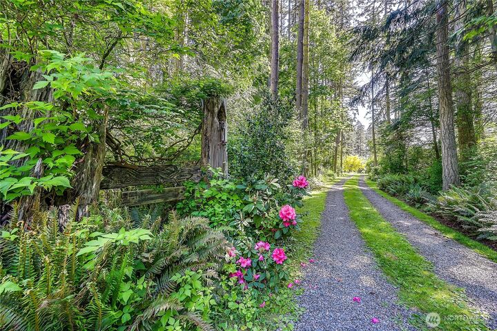 Property Photo: 210 Cleveland Street WA 98339