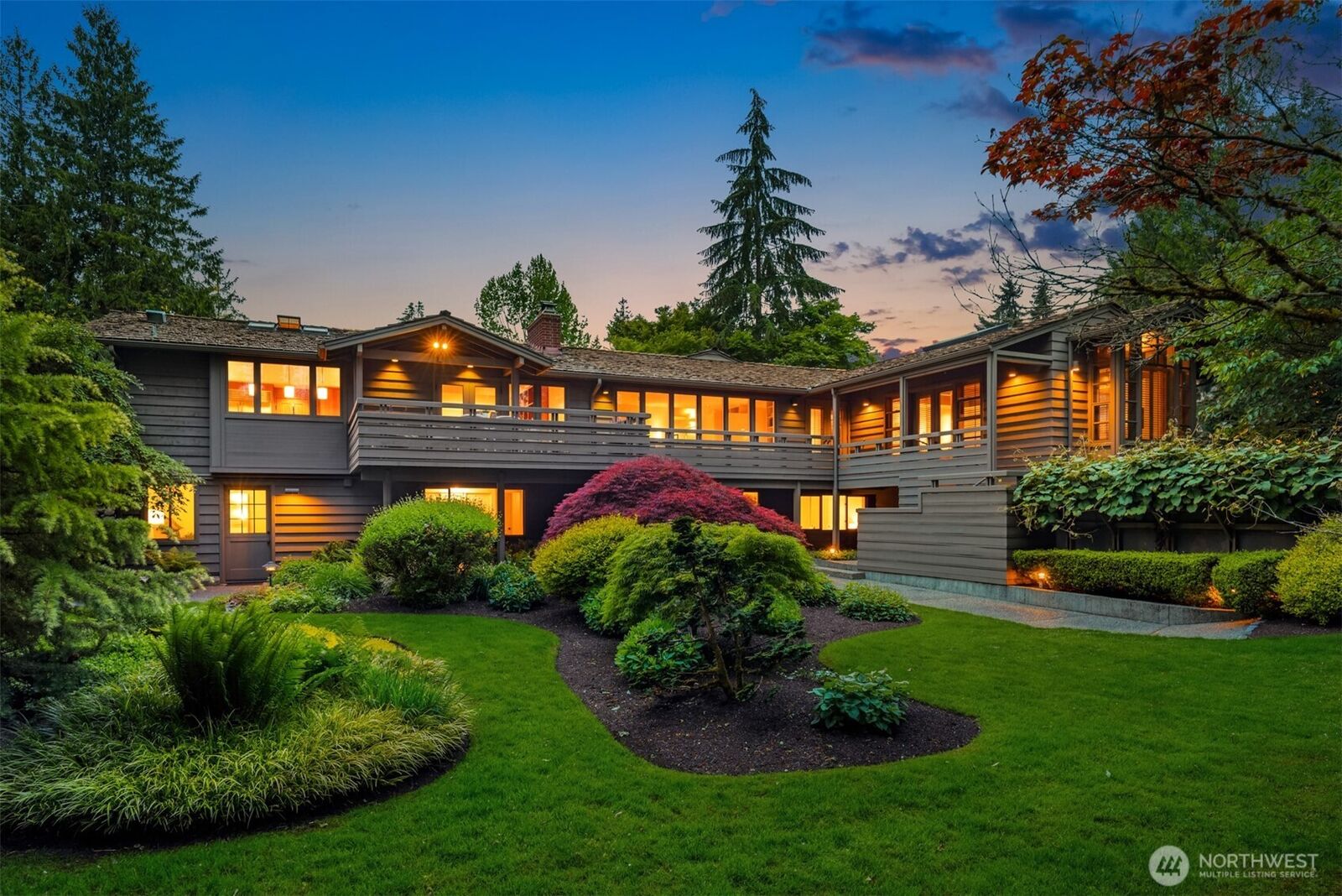 Property Photo: 2420 82nd Avenue NE WA 98039