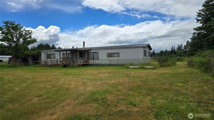 Property Photo: 18707 Elderberry Street SW WA 98579
