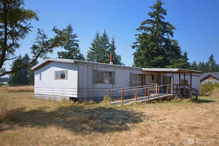 Property Photo:  18707  Elderberry Street SW  WA 98579 