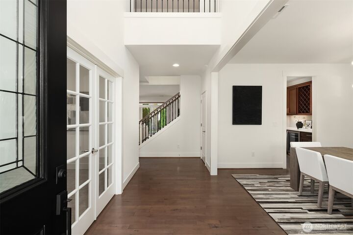 Property Photo: 12512 NE 73rd Street WA 98033
