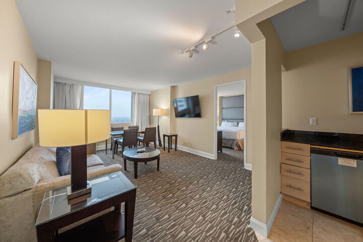 Property Photo:  2670 E Sunrise Boulevard 1109  FL 33304 
