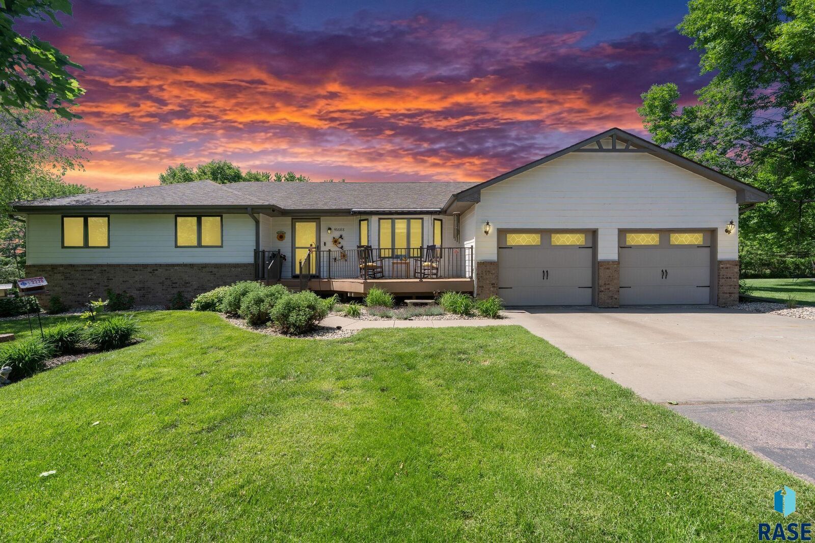 Property Photo: