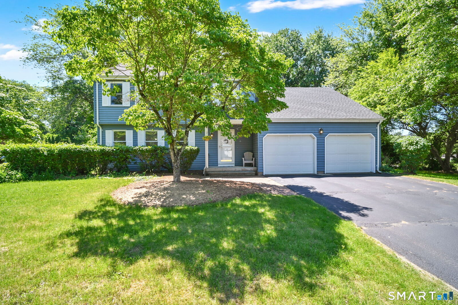 Property Photo:  8 Hanover Lane  CT 06074 