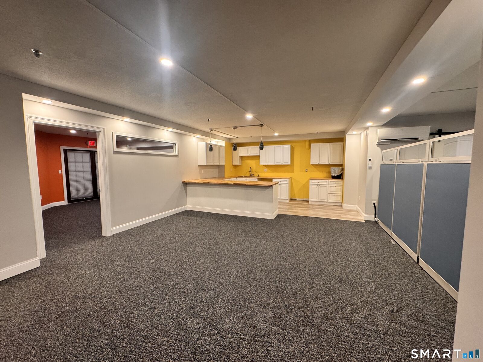 Property Photo:  423 Main Street 2nd Floor Suite 2  CT 06457 