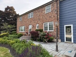 Property Photo: 100 Rolling Ridge Road CT 06518