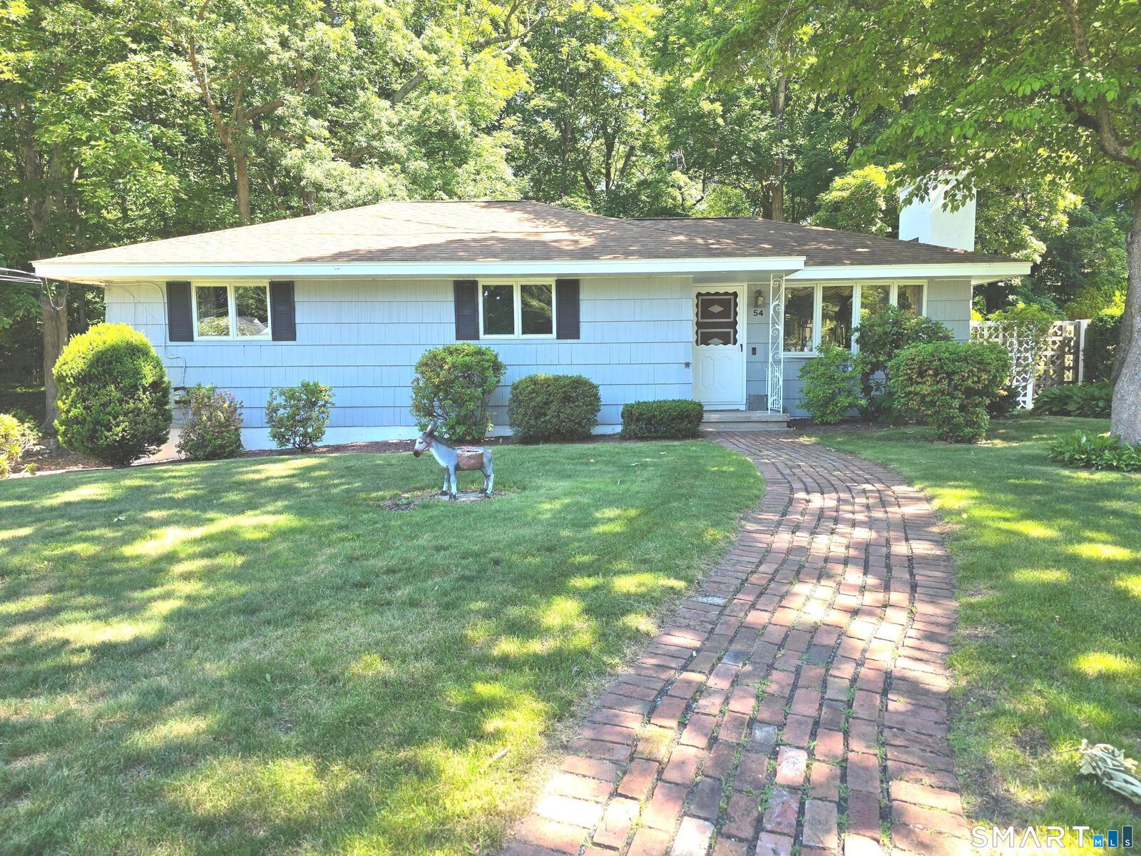 Property Photo:  54 Hemlock Ridge  CT 06410 