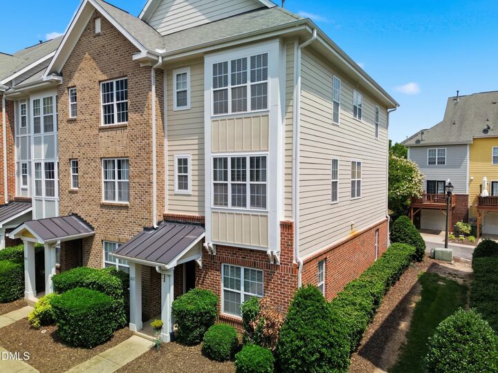 Property Photo: 3827 Cary Glen Boulevard NC 27519