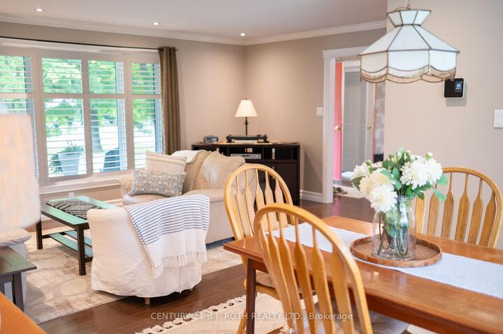 Property Photo:  27 Thicketwood Place  ON L0K 1B0 