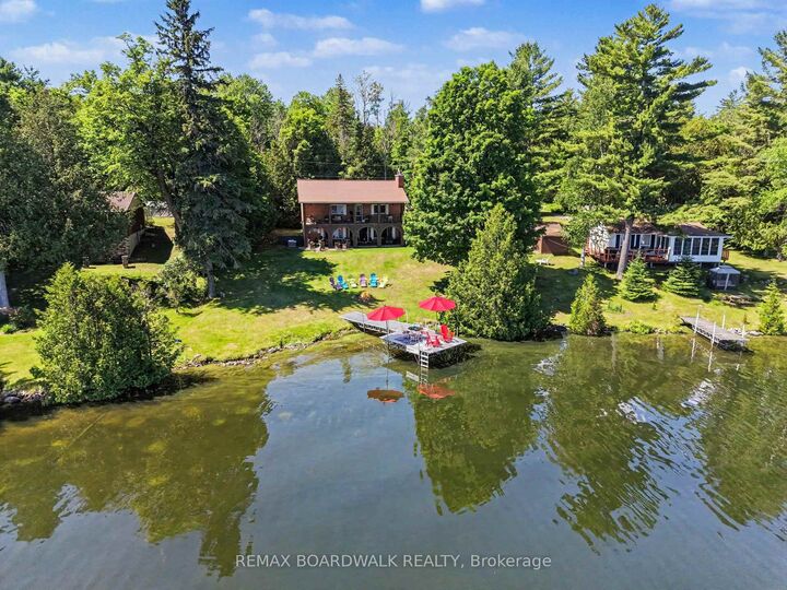 126 Lakeshore Road — photo 1