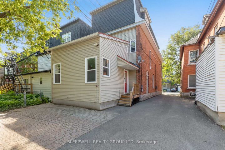 Property Photo: 389 Daly Avenue ON K1N 6H1