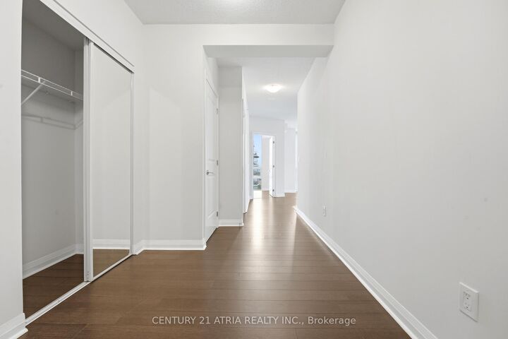 Property Photo:  5033 Four Springs Avenue 1517  ON L5R 0E4 