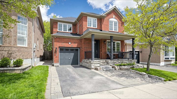 Property Photo: 2440 Hollybrook Drive ON L6M 4S8
