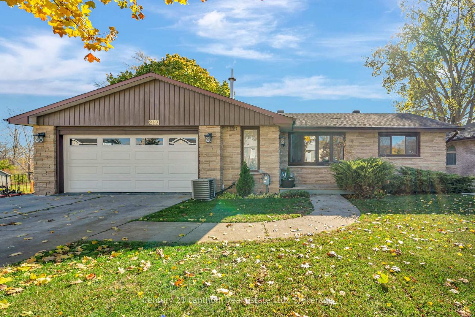 Property Photo: 212 Main Street ON K0K 1X0
