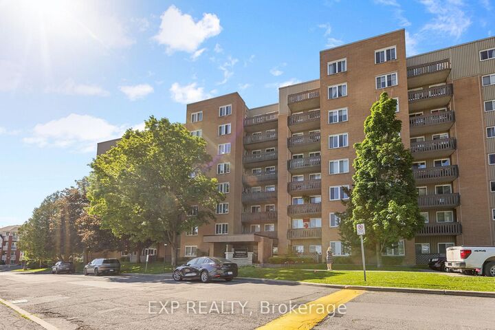 Property Photo: 1599 Lassiter Terrace 215 ON K1J 8R6
