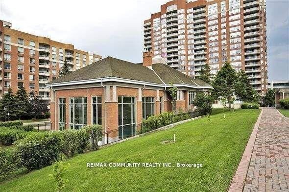 Property Photo: 430 McLevin Avenue 1008 ON M1B 5P1