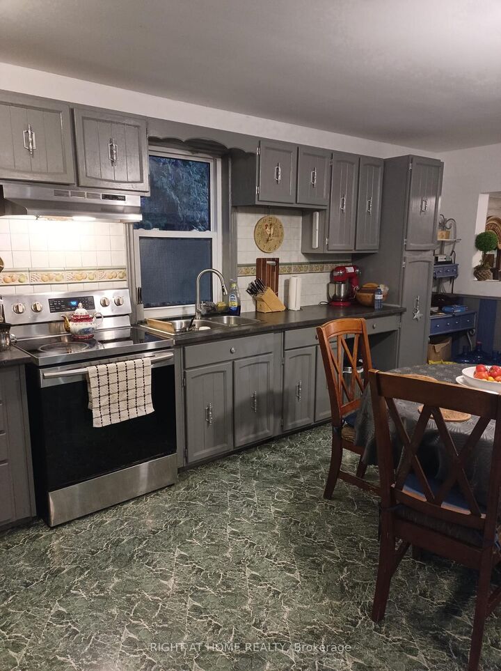 Property Photo: 2323 Lakeshore Drive ON L0K 1B0