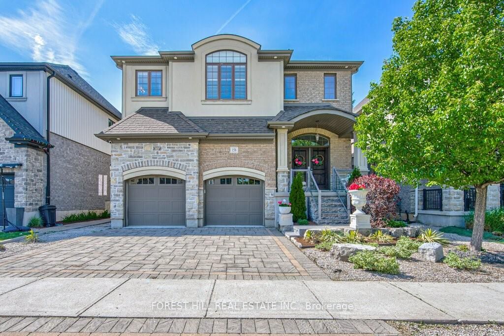 Property Photo: 158 Eaglecrest Street ON N2K 0C5