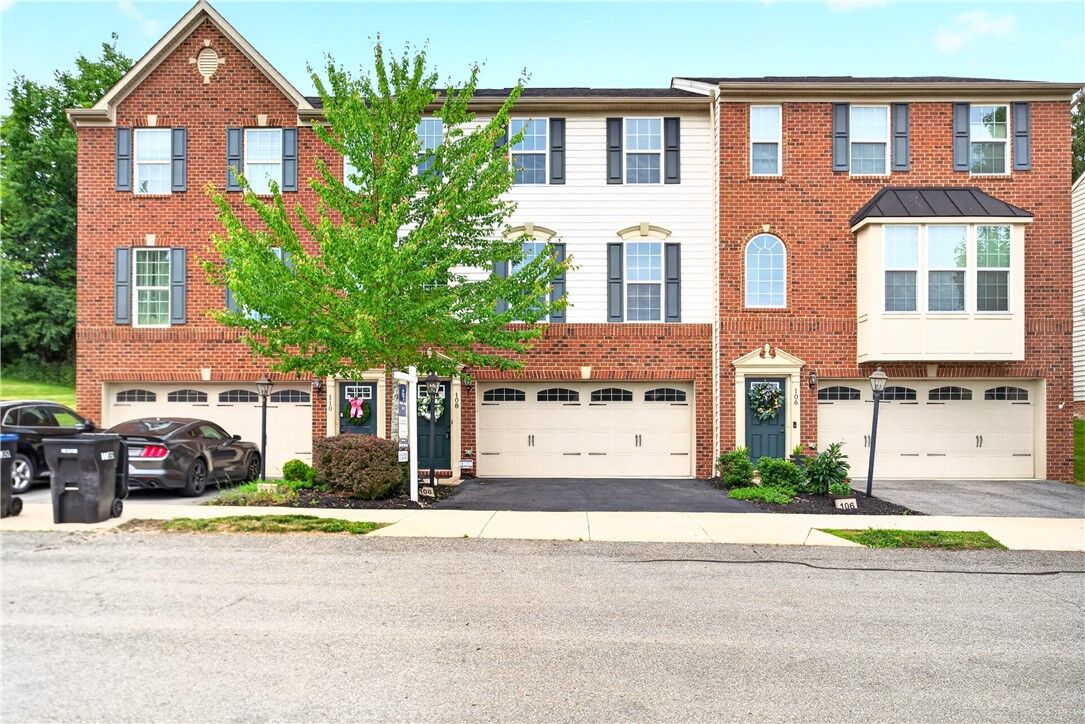 Property Photo: 108 Noble Woods Drive PA 15108