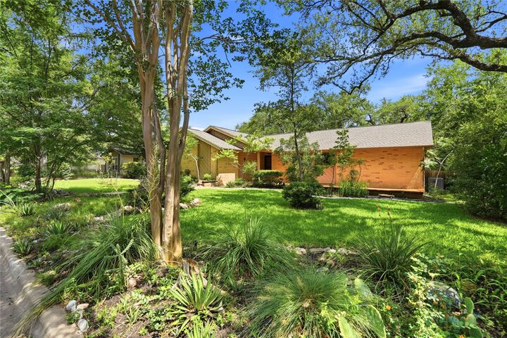 Property Photo: 9900 Richelieu Road TX 78750