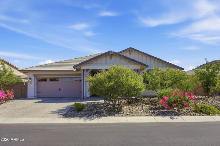 Property Photo:  16475 W Fawn Drive  AZ 85338 