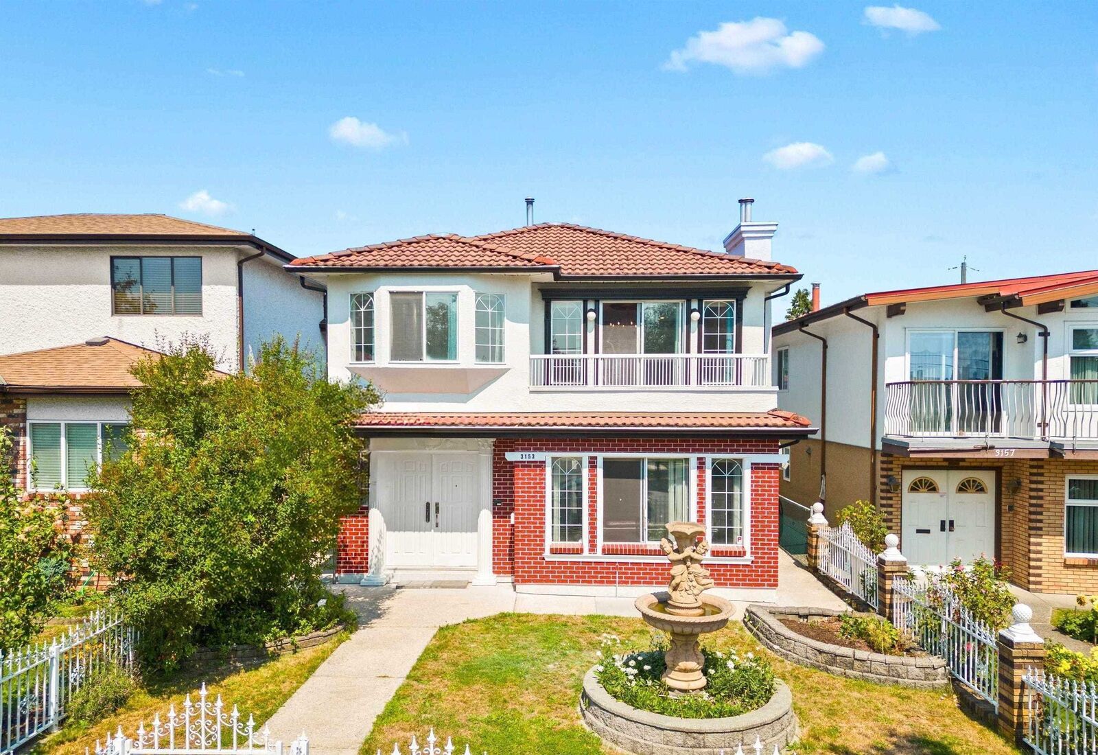 Property Photo: 3153 Parker Street BC V5K 2V4