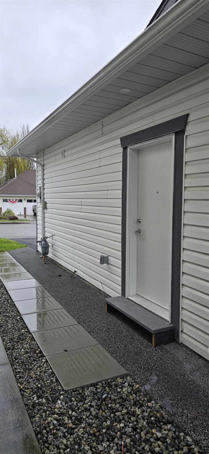 Property Photo:  21948 126 Avenue  BC V2X 0V5 