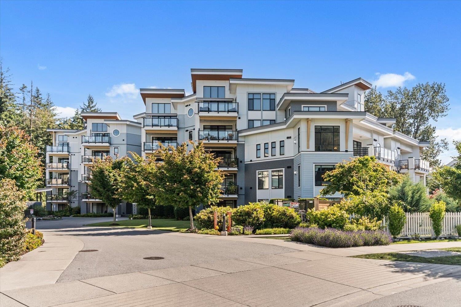 Property Photo: 5380 Tyee Lane 104 BC V2R 6B6