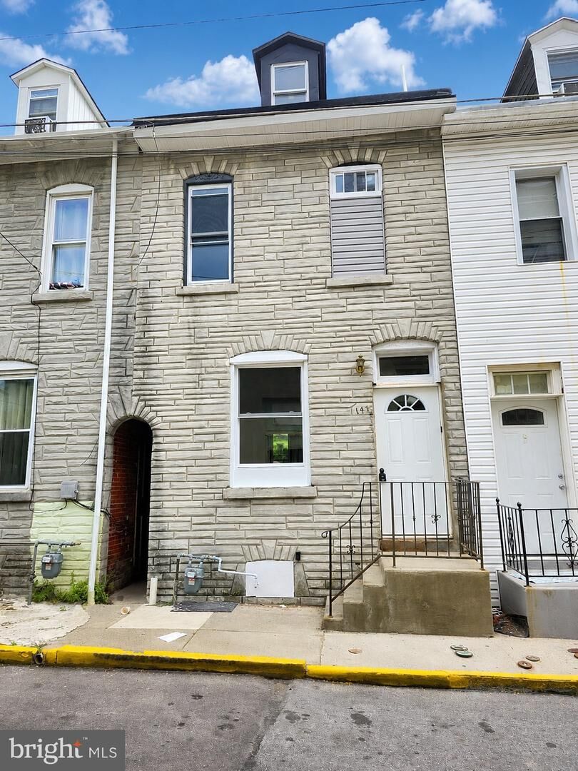 Property Photo: 141 Peach Street PA 19602