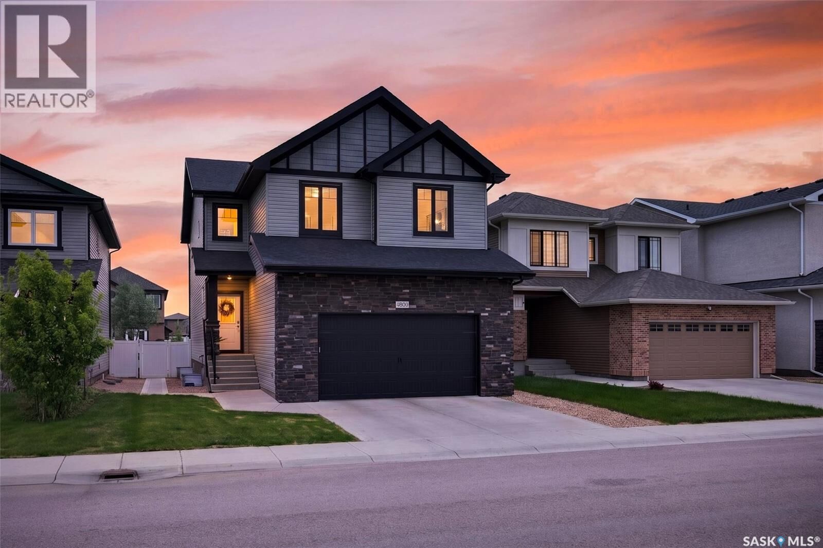 Property Photo:  4809 E Keller Avenue  SK S4V 3S6 