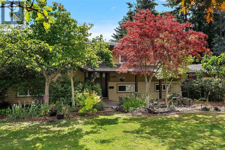 Property Photo: 6395 Sunnyslope Drive BC V8Z 5Y4