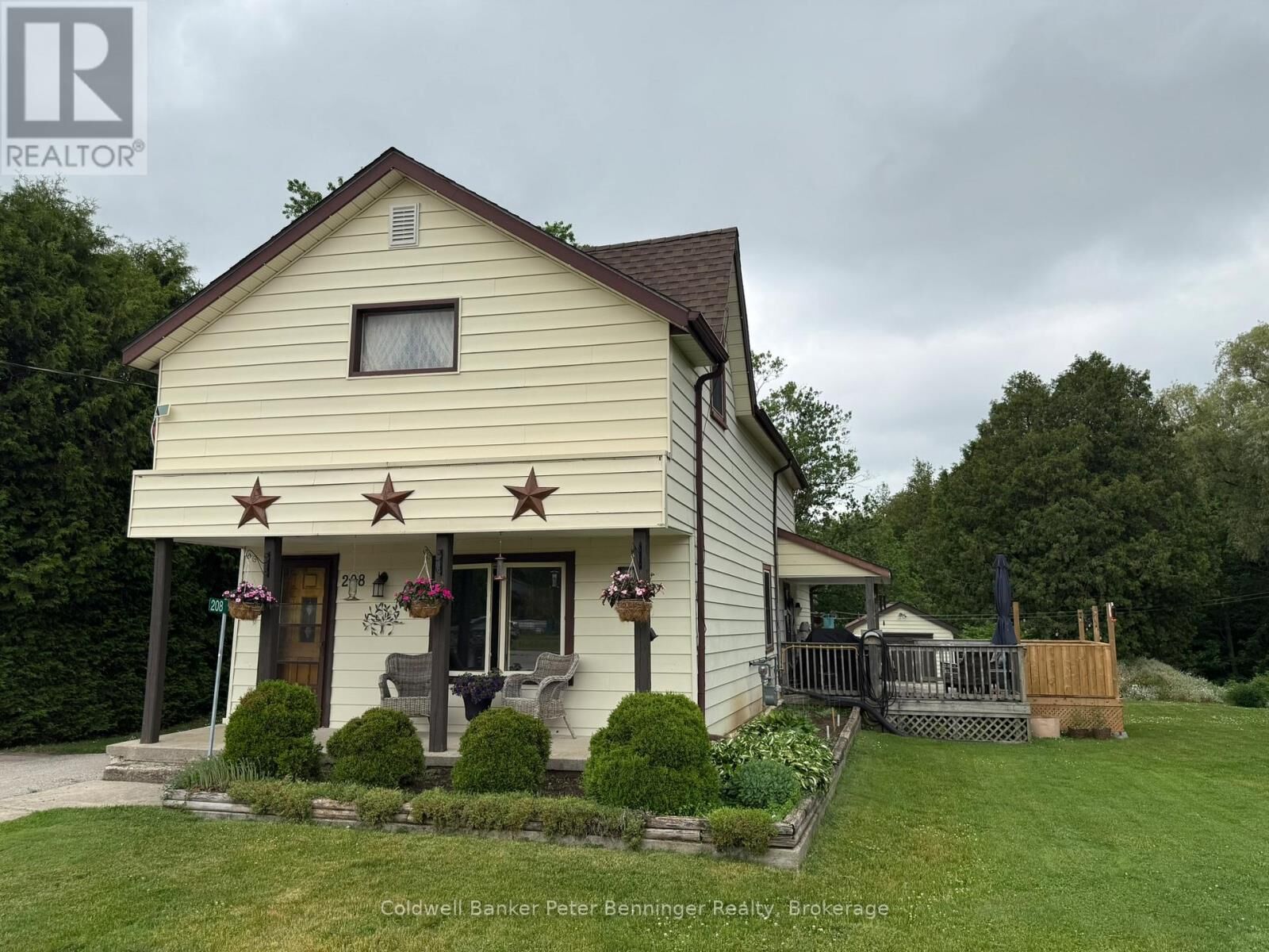 Property Photo:  208 Council Road  ON N0G 1W0 