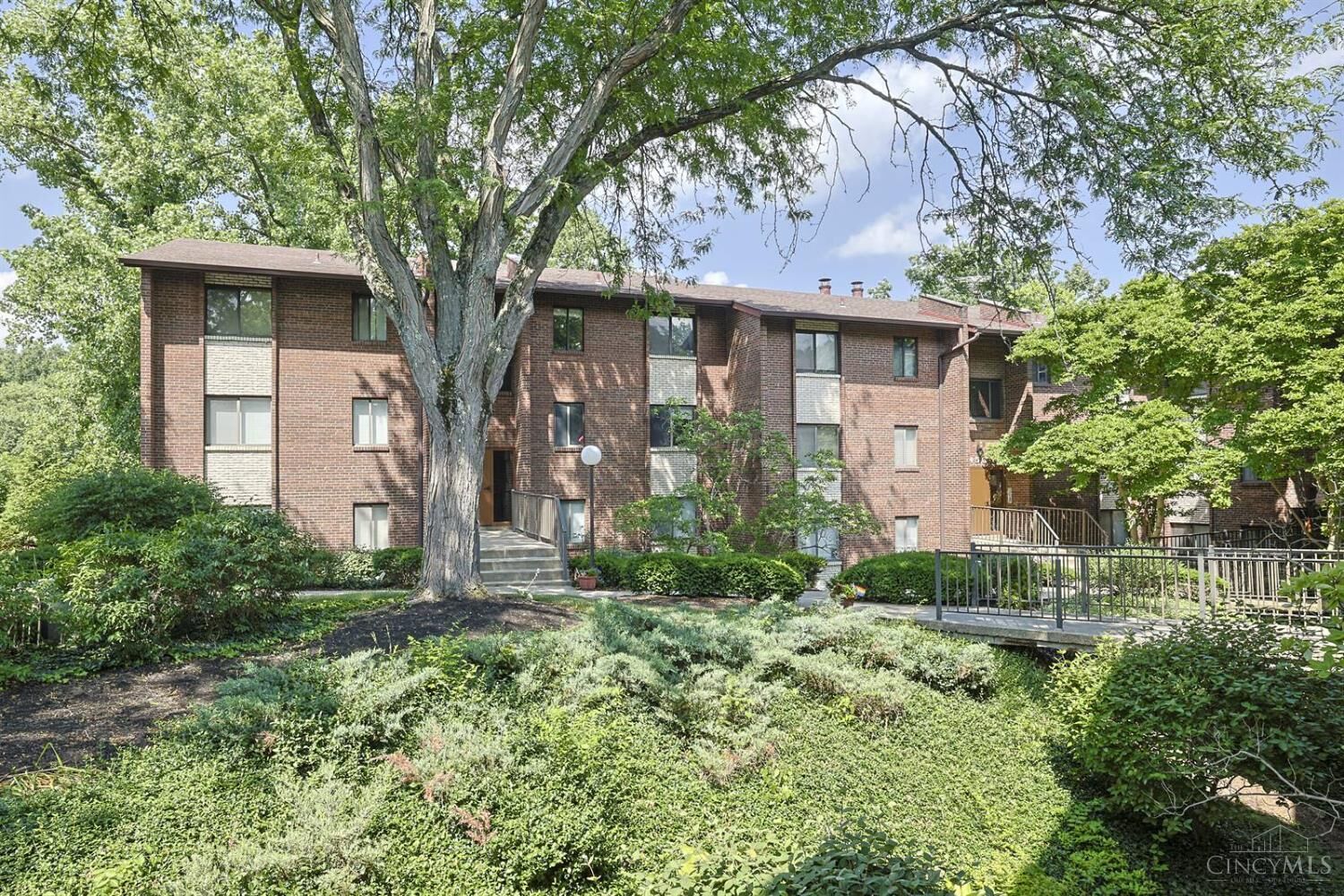 Property Photo:  458 Grand Avenue  OH 45205 