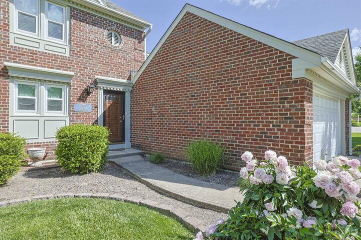Property Photo: 1081 Oysterbay Drive OH 45255