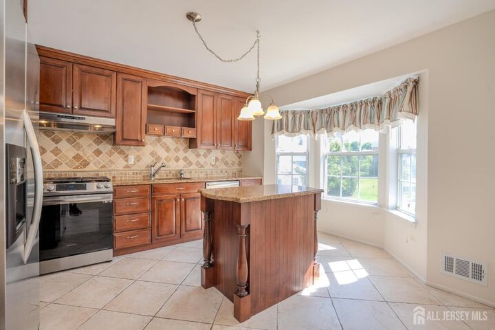 Property Photo: 118 Copeley Way NJ 08902