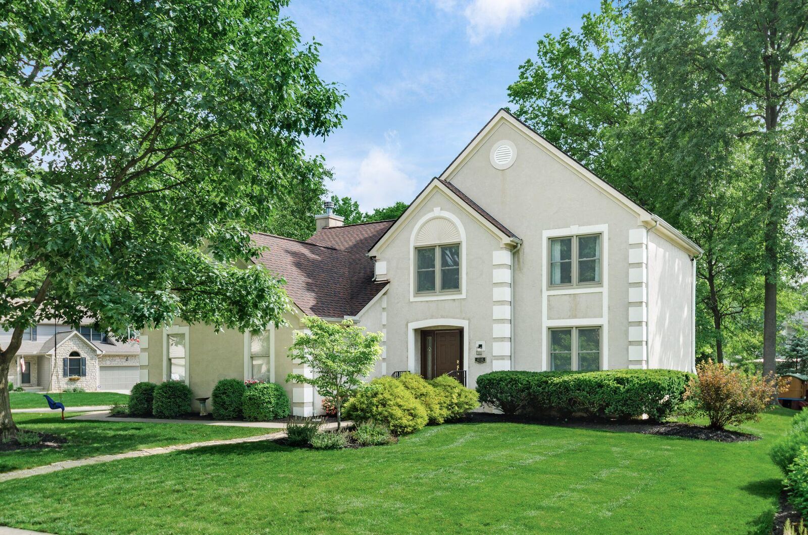 Property Photo:  818 Hensel Woods Road  OH 43230 