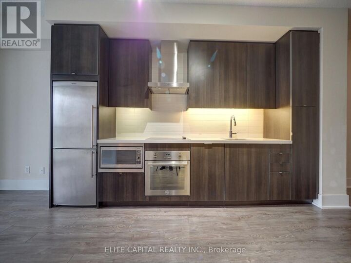 Property Photo:  300 Front Street West 1901  ON M5V 0E9 