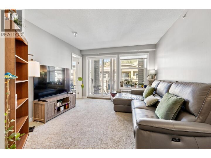 Property Photo: 539 Yates Road 409 BC V1V 2T8