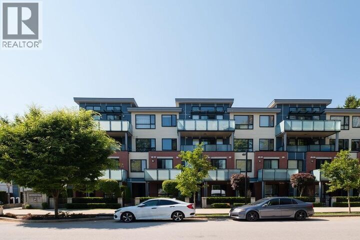 Property Photo:  6533 Mackay Avenue 213  BC V5H 2W8 