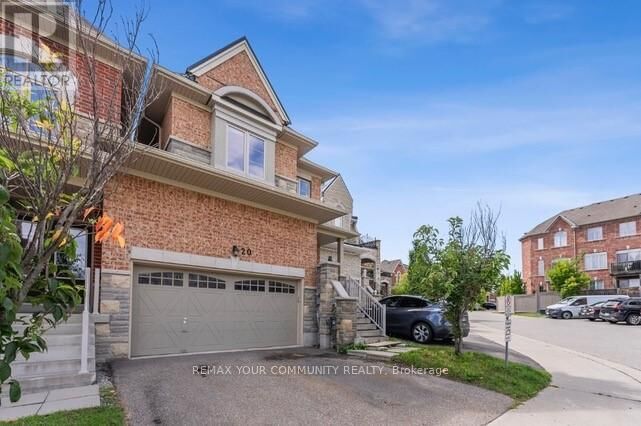 Property Photo: 20 Mack Clement Lane ON L4S 0G2