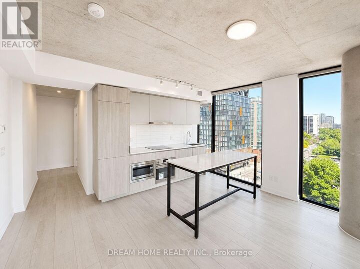 Property Photo:  47 Mutual Street 807  ON M5B 0C6 
