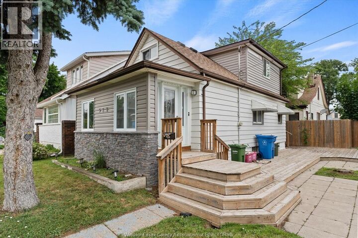 Property Photo:  972 Wellington Avenue Main  ON N9A 5J8 
