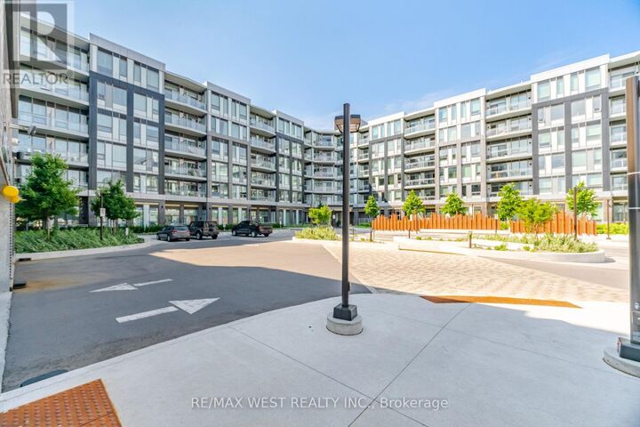 Property Photo:  2501 Saw Whet Boulevard 224  ON L6M 5N2 