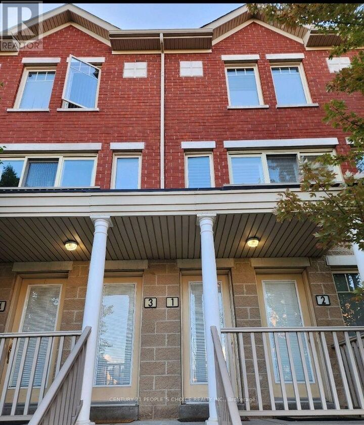 Property Photo: 5050 Intrepid Drive 1 ON L5M 0E8