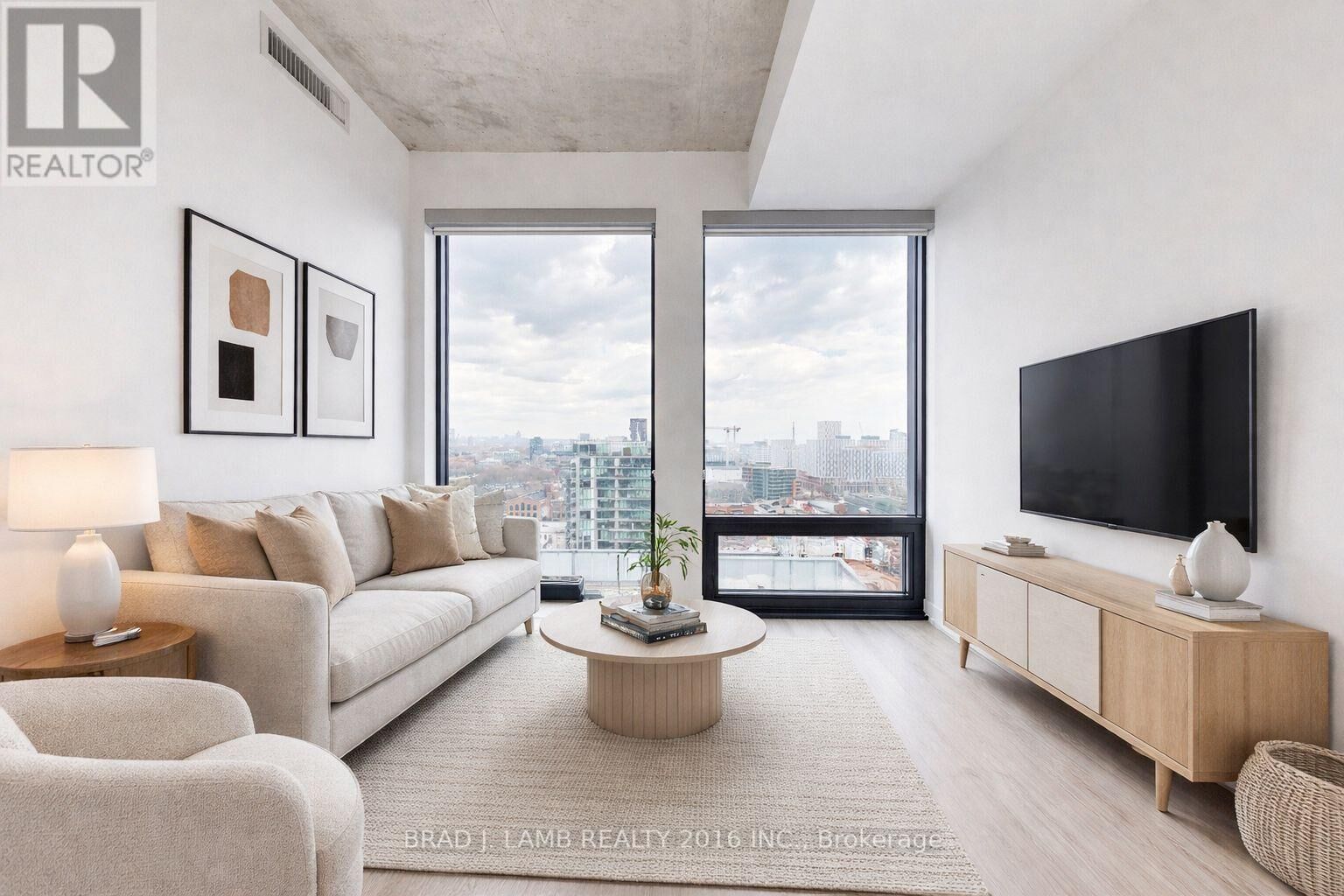 Property Photo:  284 King Street East 2001  ON M5A 1K4 