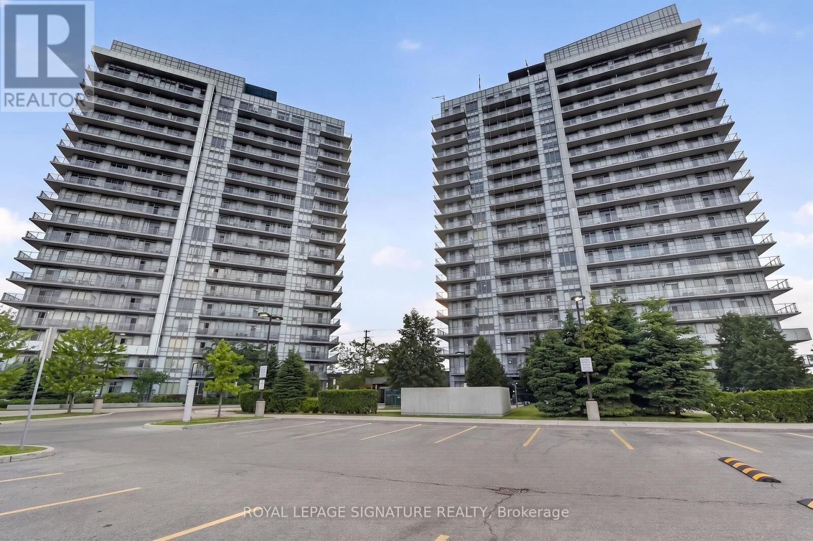 Property Photo:  4633 Glen Erin Drive 1710  ON L5M 0Y6 