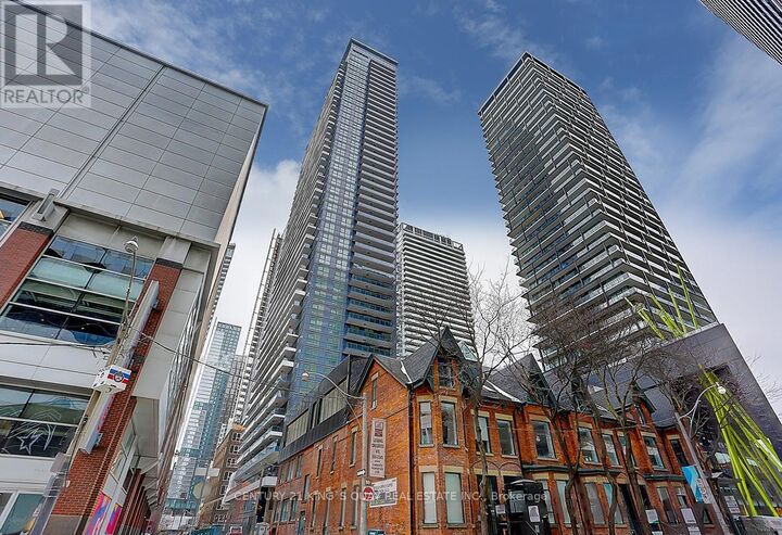 Property Photo:  38 Widmer Street 1103  ON M5V 2E9 